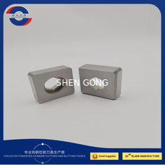 تیغه های برش فلزی سفارشی کاربید سنگ شکن 40X40X20mm دستگاه برش فلز تیغه برای ماشین آلات لاستیکی